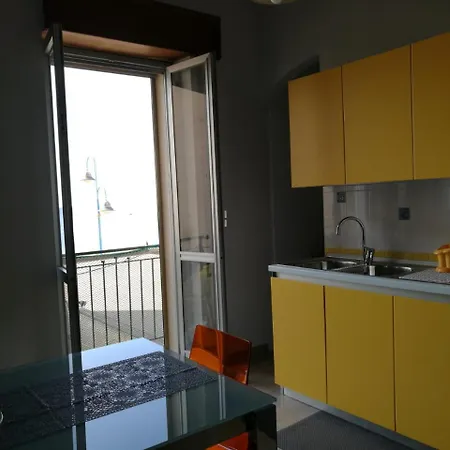 Bbking Casa Vacanze La Maretta بيت للعطل مارينا دي جيويسا يونيكا